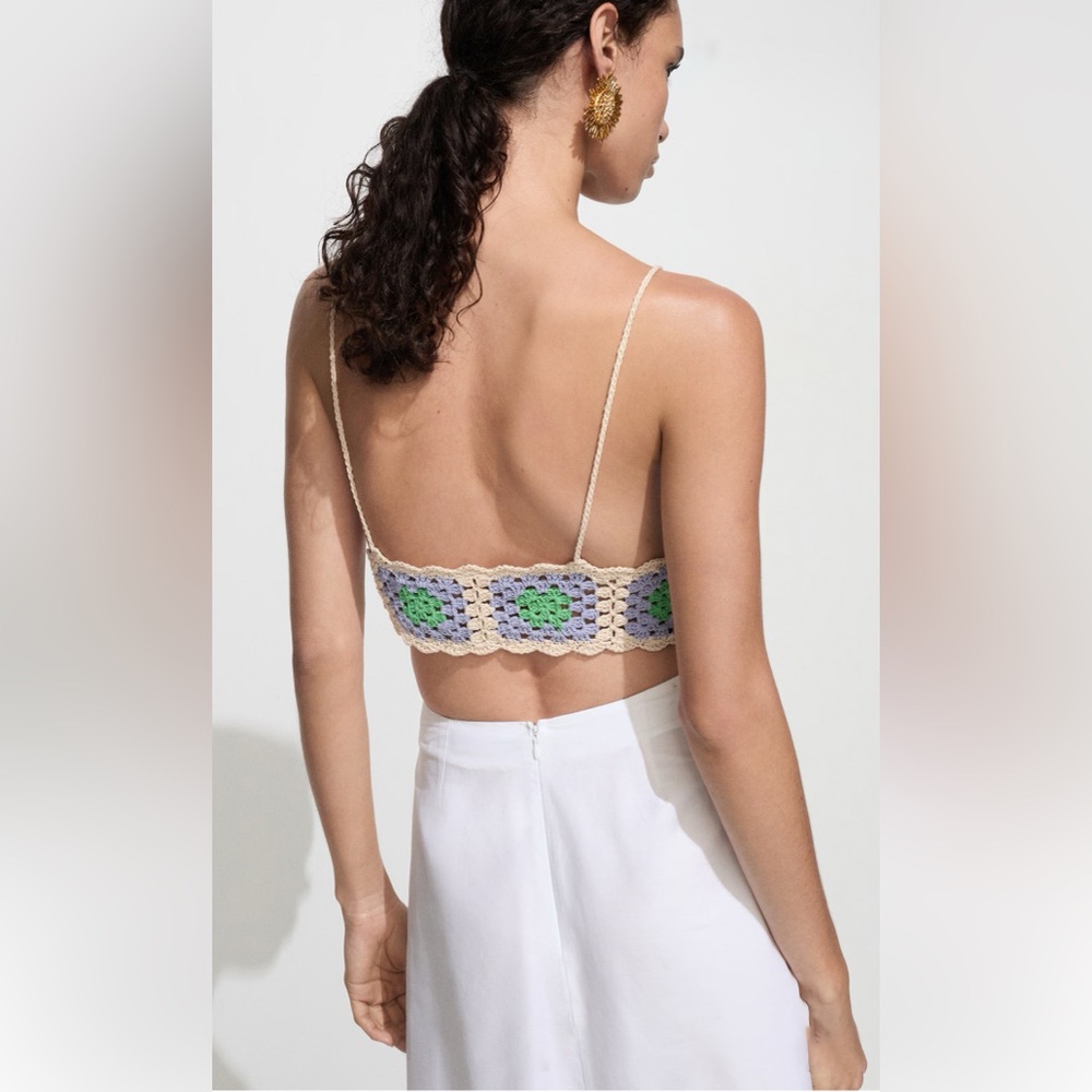Crop top - Picture 2 of 6
